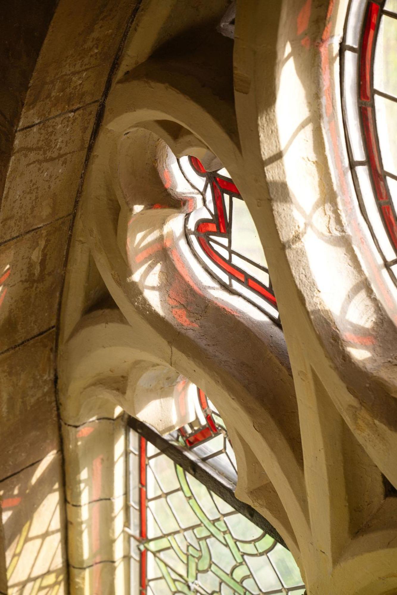 Kruisherenhotel Maastricht - Oostwegel Collection, Member Of Design Hotels Ngoại thất bức ảnh The stained glass windows