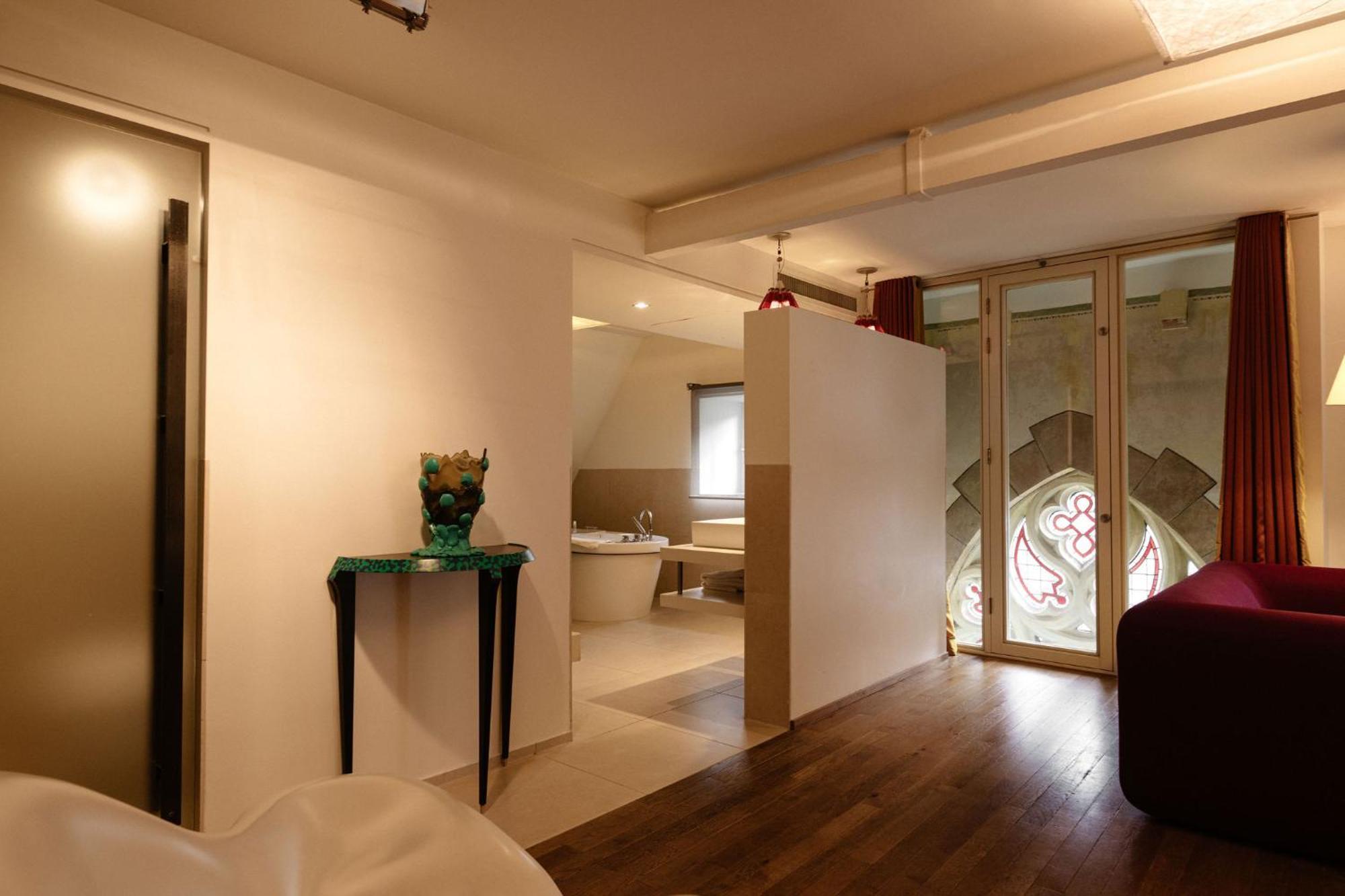 Kruisherenhotel Maastricht - Oostwegel Collection, Member Of Design Hotels Ngoại thất bức ảnh
